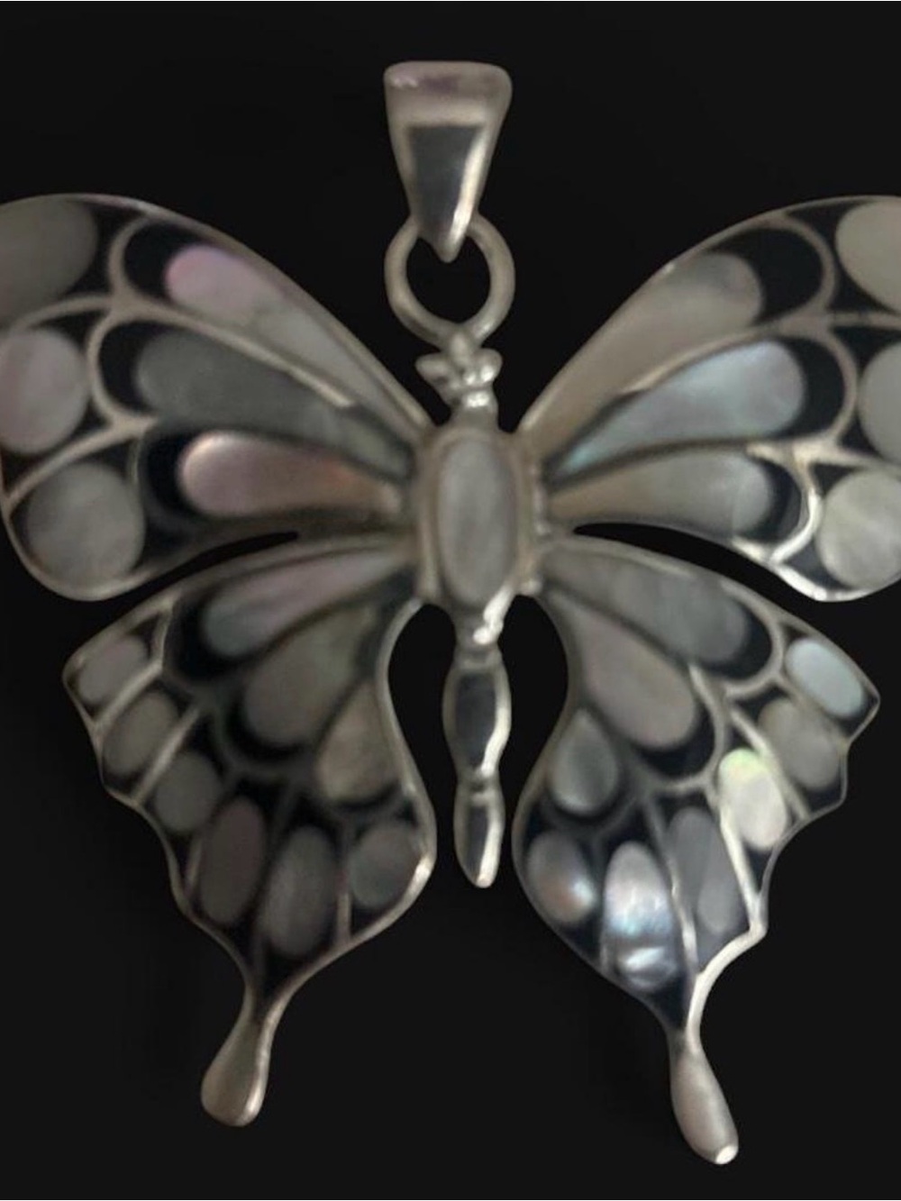 Vintage.925 Sterling Silver Mother Of Pearl & Black Onyx Butterfly Pendant